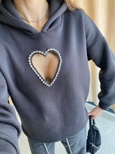 Crystal Pulse (Kristal Nabız): Mücevherli Kalp Dekolteli Organik Hoodie