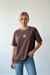 Kristal Yaka & Boncuk İncir Baskılı Kahverengi T-Shirt