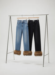 Faux Fur Glam: Paçası Kürk Detaylı High-Waist Jean Pantolon
