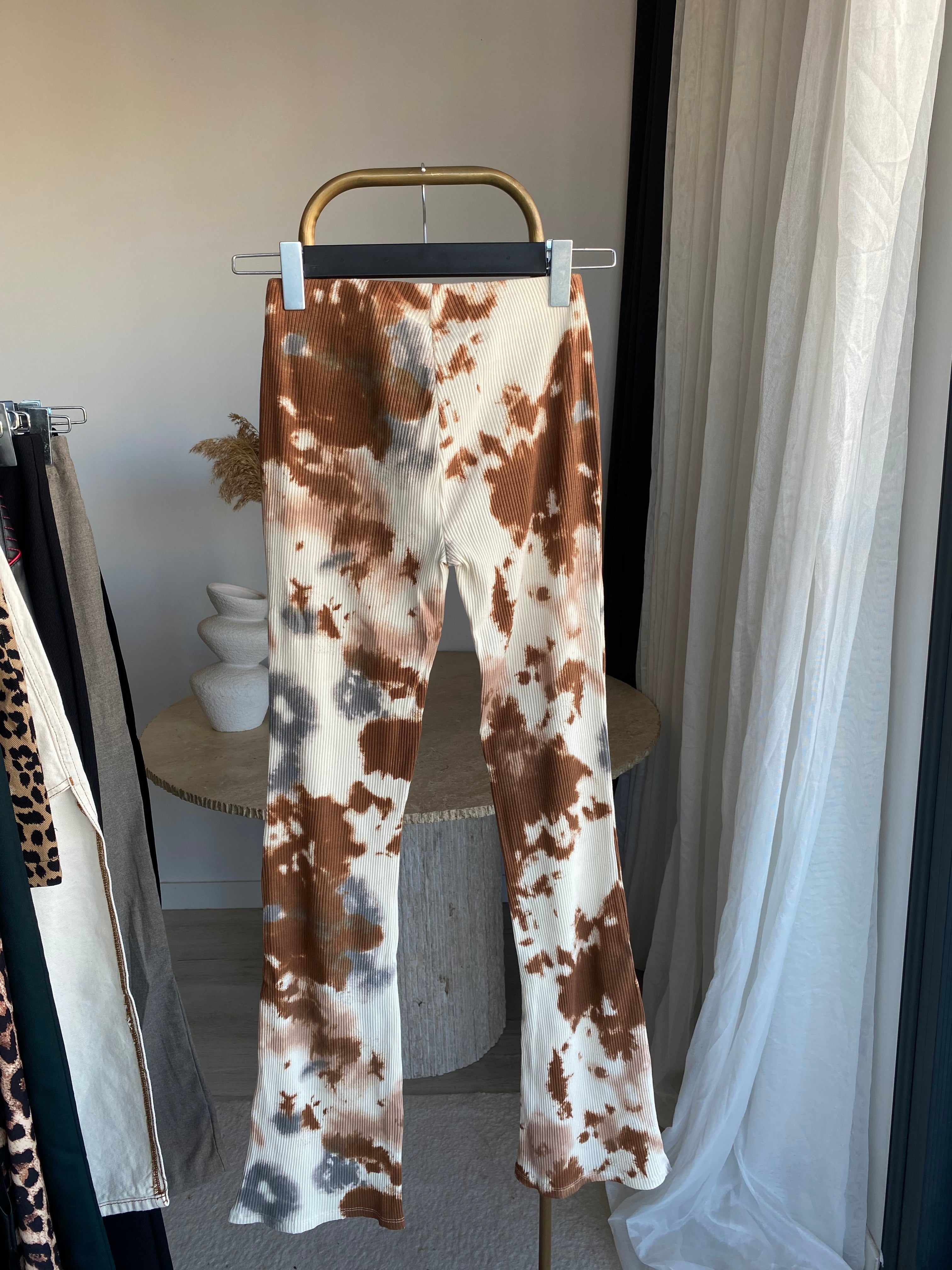 Z’RA Batik Desenli İspanyol Paça Pantolon