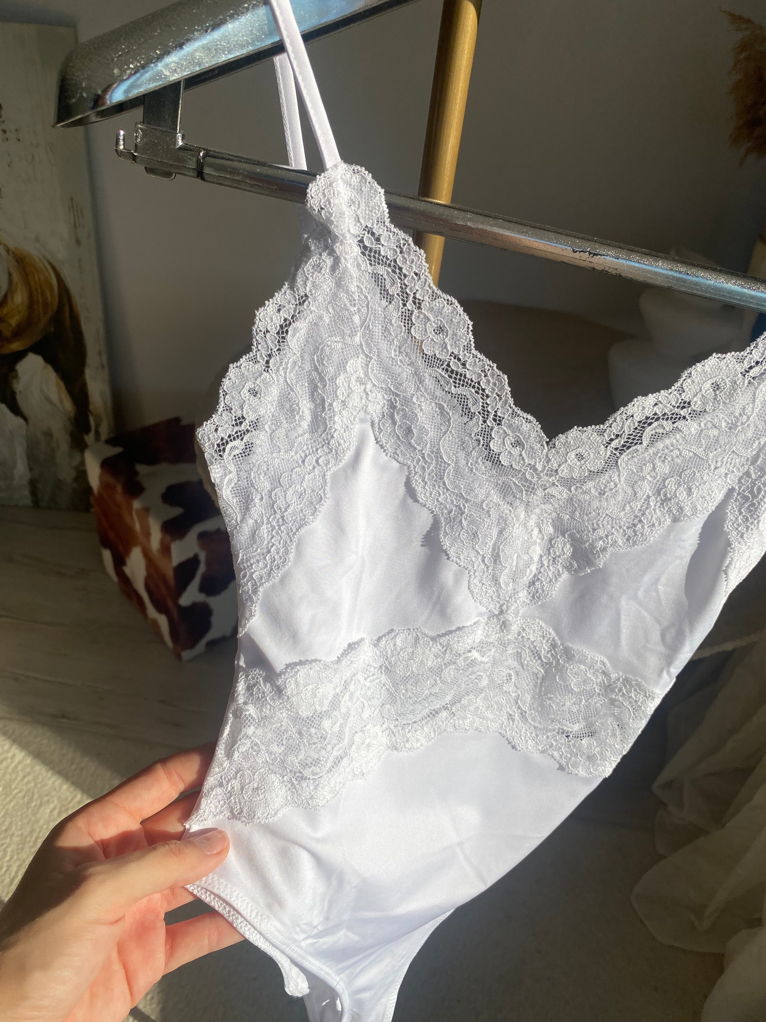 Z’RA Dantelli Askılı Bodysuit