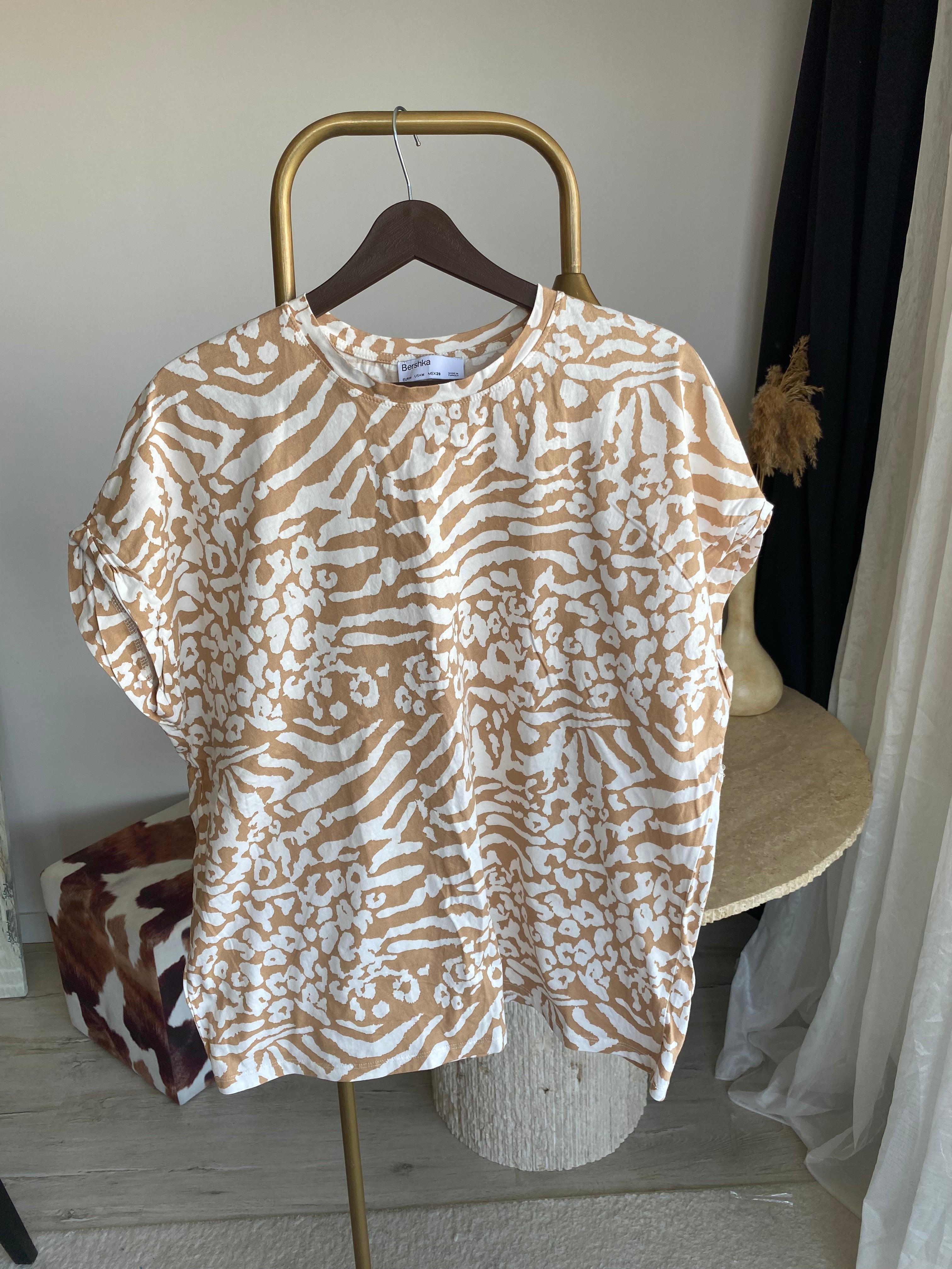 BRSHKA Animal Print Tişört