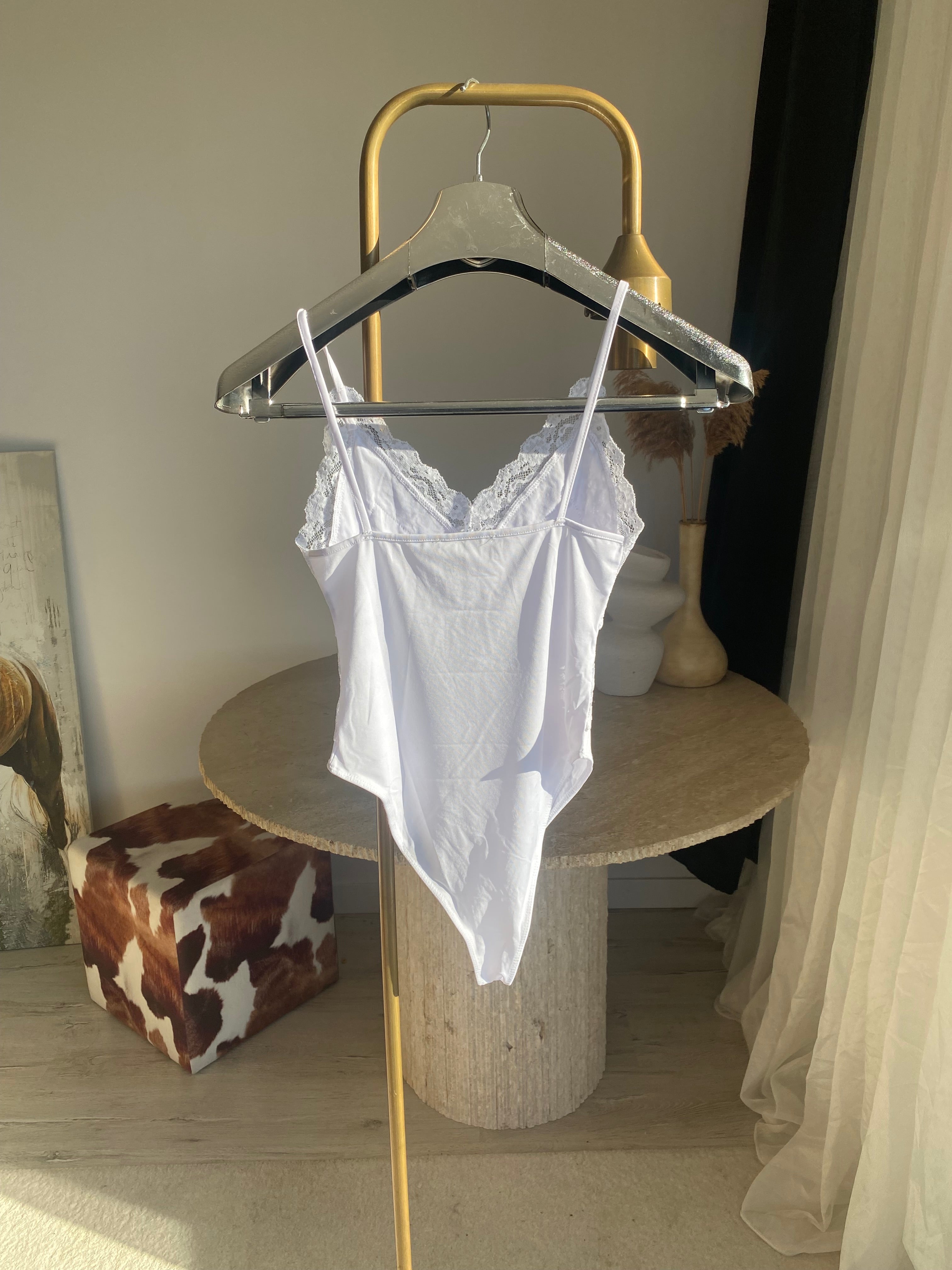 Z’RA Dantelli Askılı Bodysuit