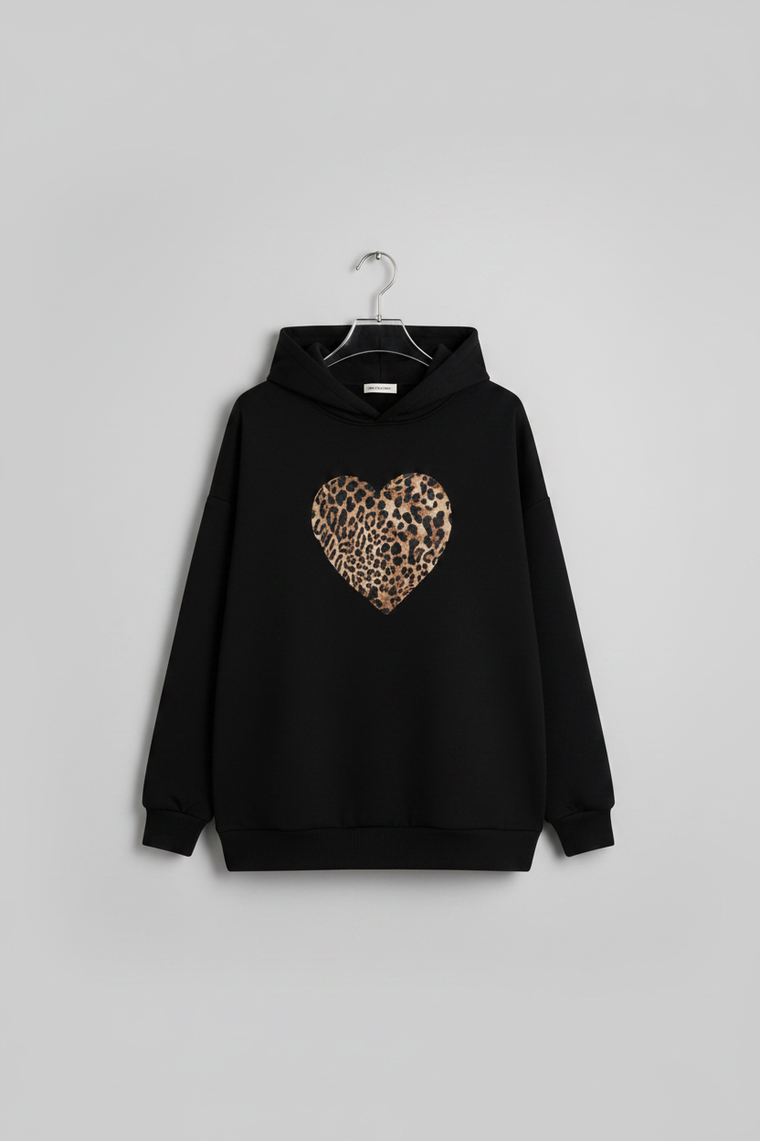 Leopar Kalp Baskılı Siyah Hoodie / Kapüşonlu Üst