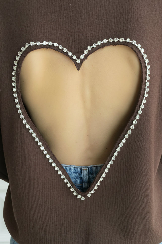 Espresso Heart: Sırtı Kalp Dekolteli Kristal İşlemeli Oversize Kahve Hoodie