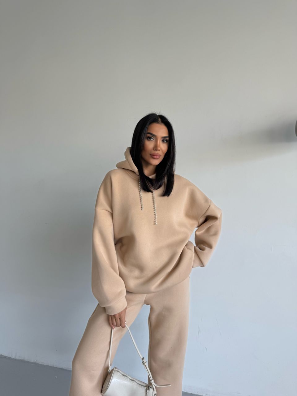 Kristal Kordon Detaylı Oversize Eşofman Takımı - Bej