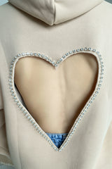 Heart Glow: Sırtı Kalp Dekolteli Kristal İşlemeli Oversize Hoodie